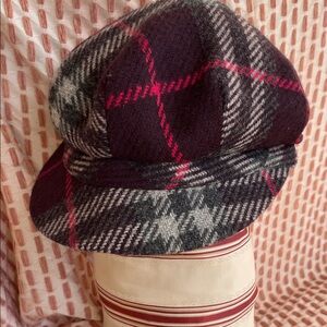 Burberry Black and Red Wool Hat